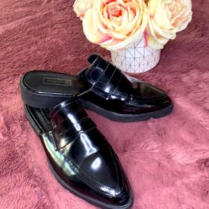 black shoes size 6.5 forever 21